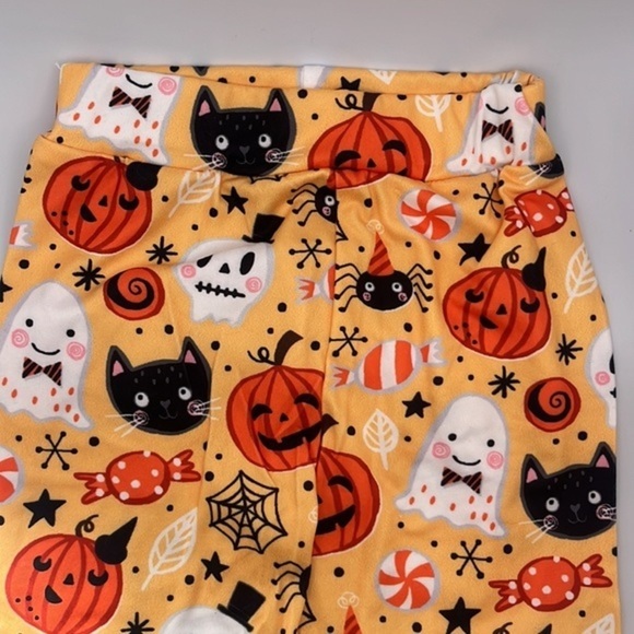 Spooktacular Start: Newborn Halloween Romper Trio for‎ Boys and Girls! 12-18M - Picture 8 of 8